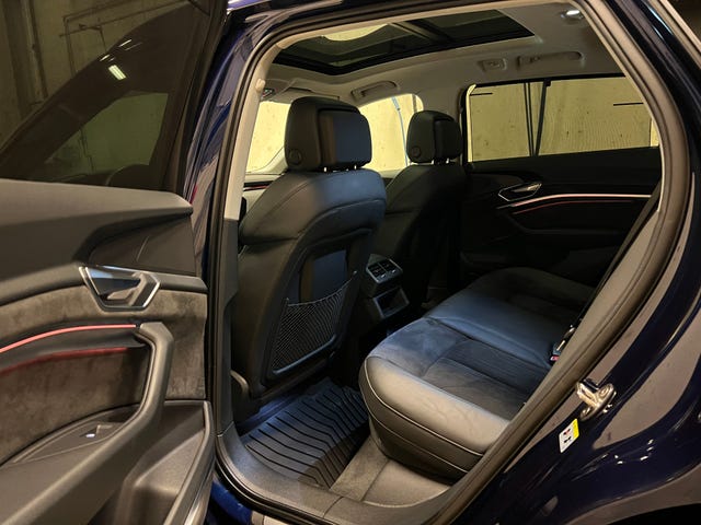 2020 AUDI E-TRON - 55