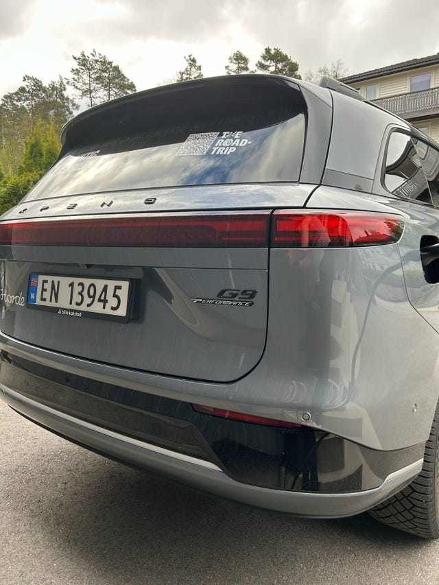 2025 XPENG G9 - 13