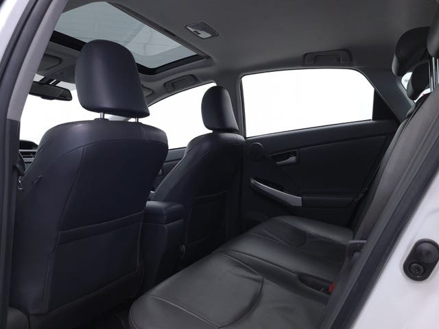 2011 TOYOTA PRIUS - 35