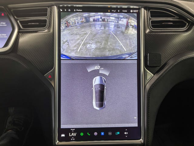 2014 TESLA MODEL S - 15