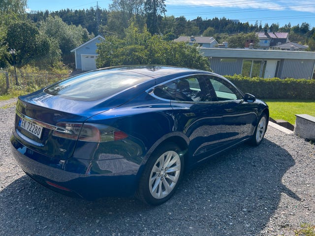 5YJSA7E27JF235362 2018 TESLA MODEL S-5