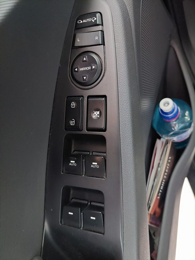 KMHC851HFHU012579 2017 HYUNDAI IONIQ-5