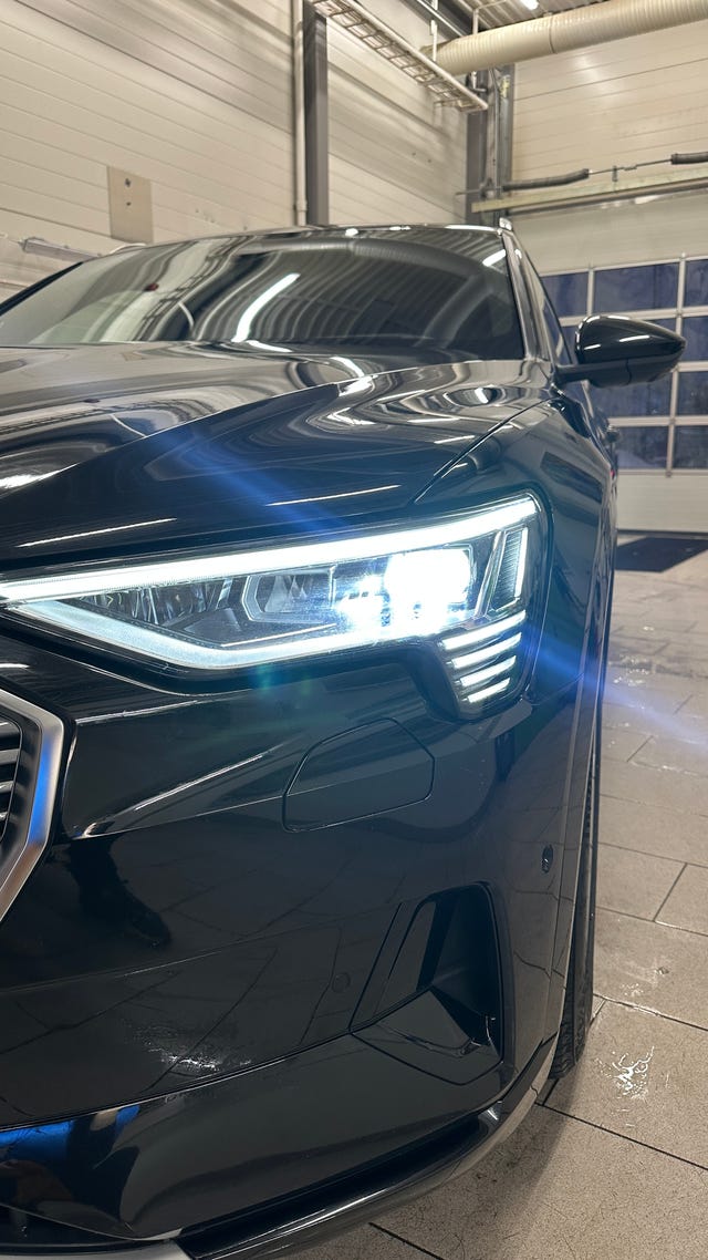 2020 AUDI E-TRON - 17