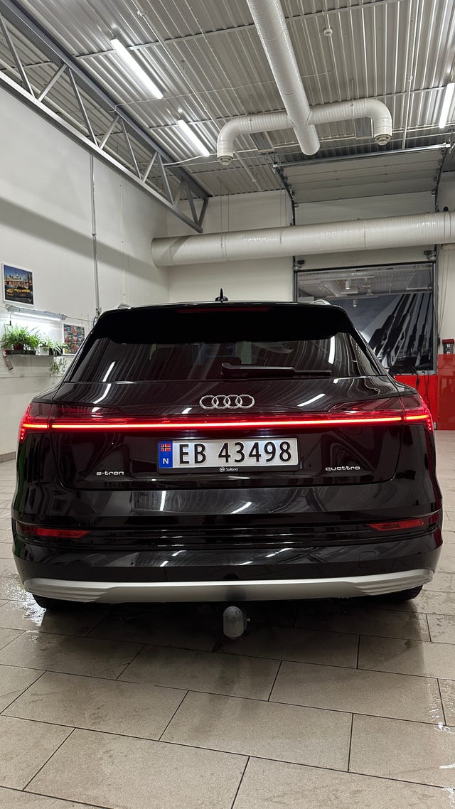 2020 AUDI E-TRON - 10