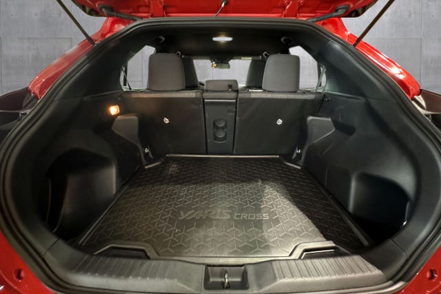 2024 TOYOTA YARIS CROSS - 25