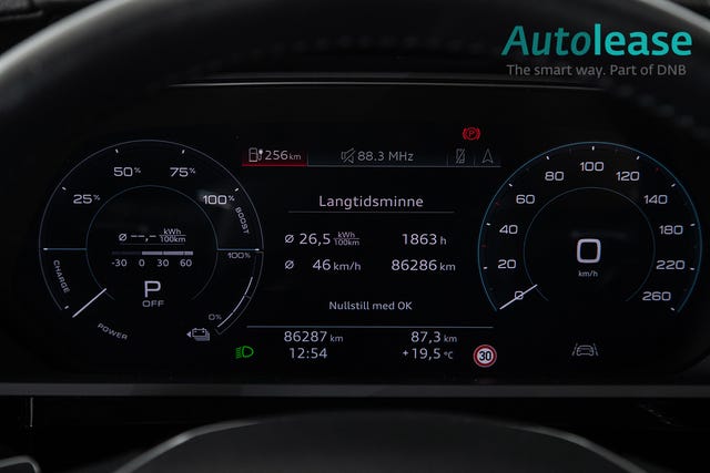 2020 AUDI E-TRON - 9