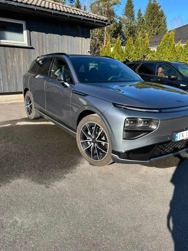 2025 XPENG G9 - 15