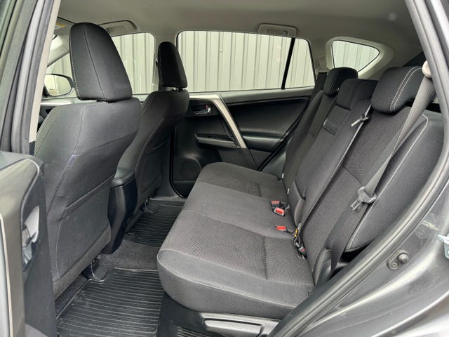 2018 TOYOTA RAV4 - 14