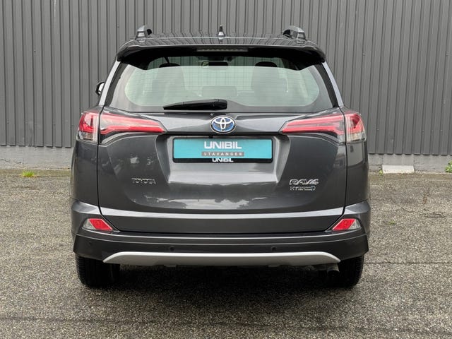 2018 TOYOTA RAV4 - 8