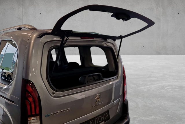 2022 PEUGEOT RIFTER - 12