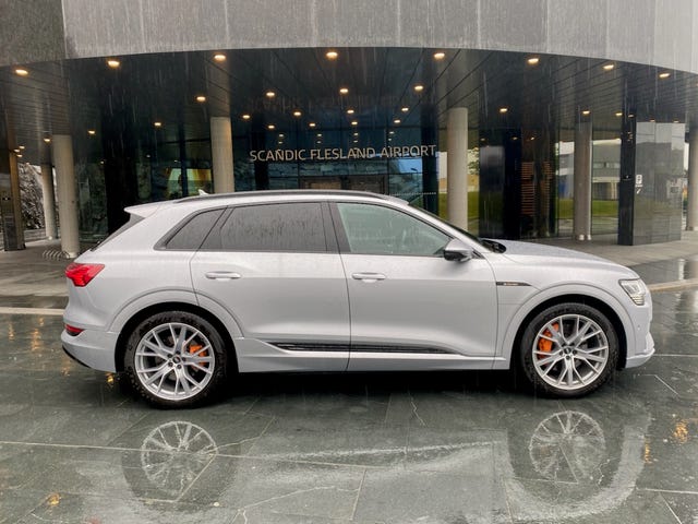 2020 AUDI E-TRON - 15