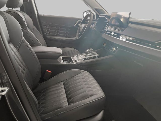 2025 MITSUBISHI OUTLANDER - 8