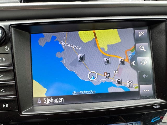2018 TOYOTA RAV4 - 27