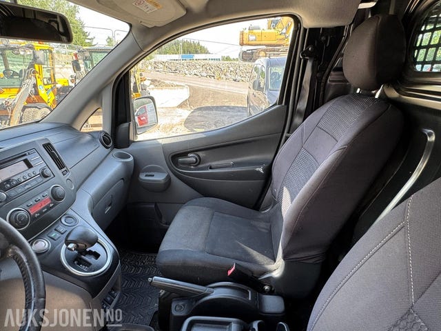 2016 NISSAN E-NV200 - 28