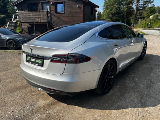 2014 TESLA MODEL S - 10