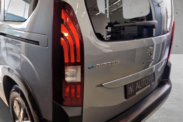 2022 PEUGEOT RIFTER - 10