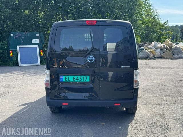 VSKYAAME0U0510728 2016 NISSAN E-NV200-5