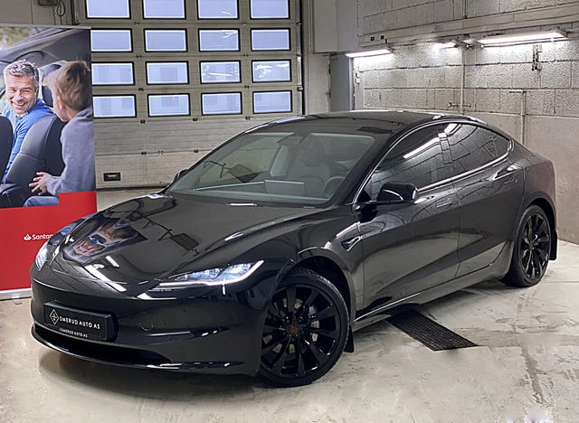 LRW3E7EK6SC337028 2025 TESLA MODEL 3-0