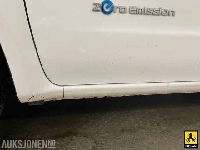 2017 NISSAN E-NV200 - 48