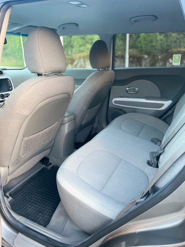 2018 KIA SOUL - 18