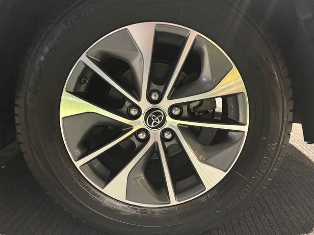 2018 TOYOTA RAV4 - 31