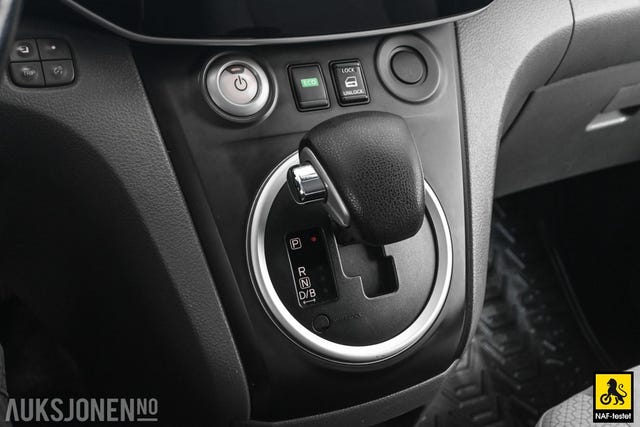 2015 NISSAN E-NV200 - 22