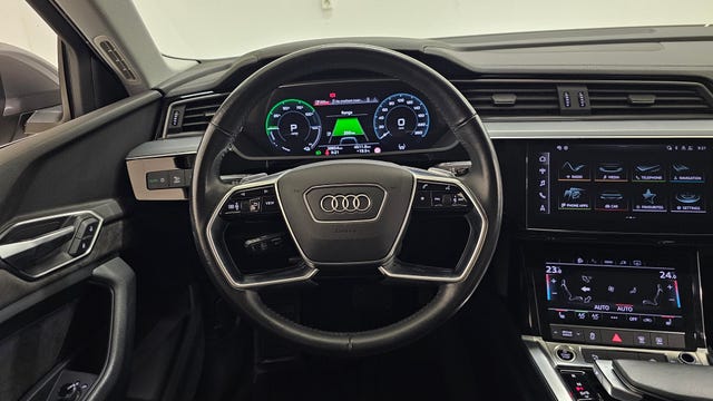 2021 AUDI E-TRON - 10