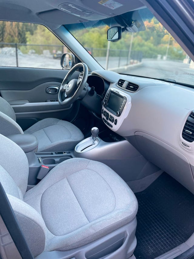 2018 KIA SOUL - 15