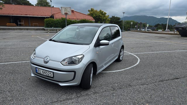 WVWZZZAAZED900624 2014 VOLKSWAGEN UP!-0