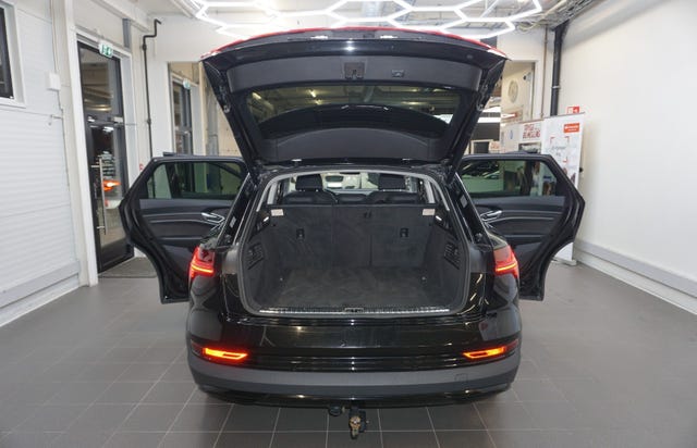 2020 AUDI E-TRON - 15