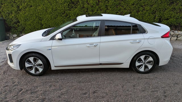 KMHC851HFKU033767 2019 HYUNDAI IONIQ-3
