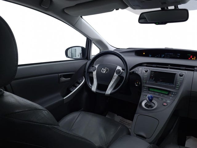 2011 TOYOTA PRIUS - 12