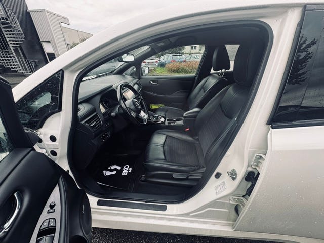 2019 NISSAN LEAF - 10