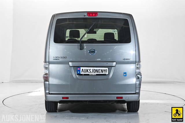 VSKTAAME0U0508323 2015 NISSAN E-NV200-4