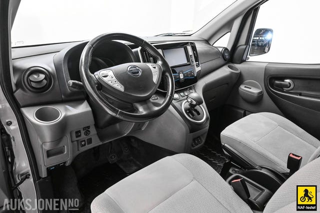 2015 NISSAN E-NV200 - 11
