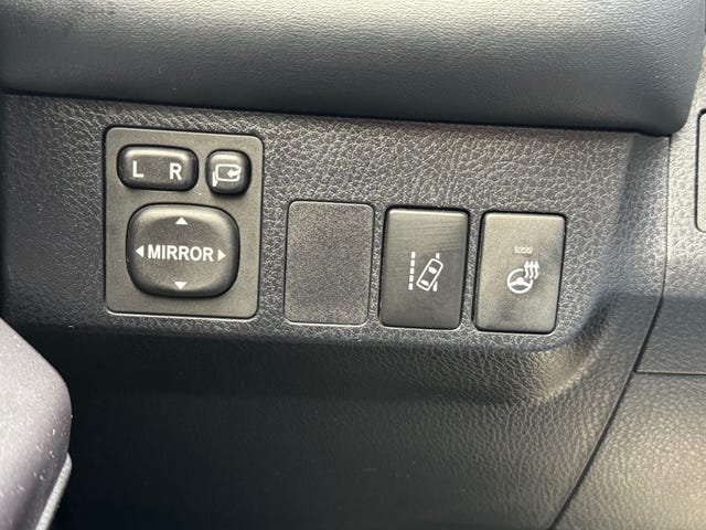 2018 TOYOTA RAV4 - 22