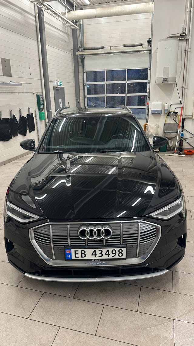 WAUZZZGE9LB032034 2020 AUDI E-TRON-1