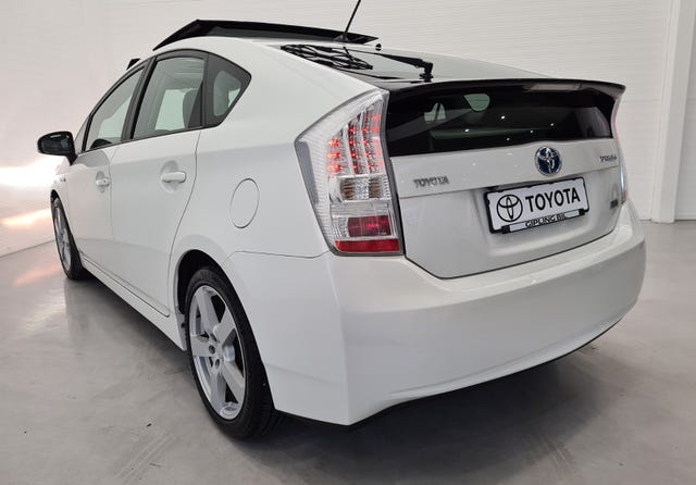 2011 TOYOTA PRIUS - 39