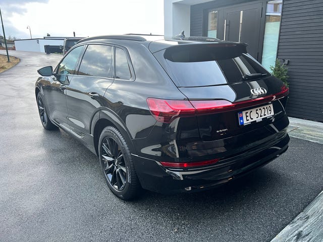 WAUZZZGE3MB035268 2021 AUDI E-TRON-5