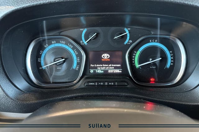 2021 TOYOTA PROACE - 21