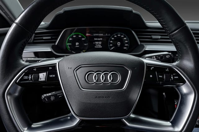 2020 AUDI E-TRON - 20