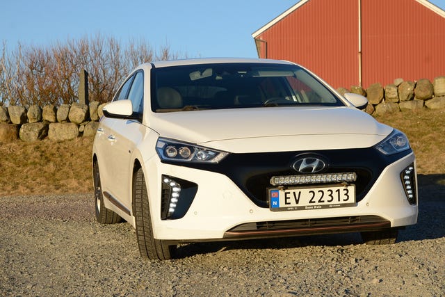 2019 HYUNDAI IONIQ - 8