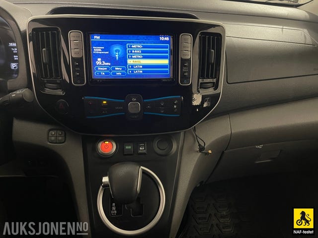 2017 NISSAN E-NV200 - 27