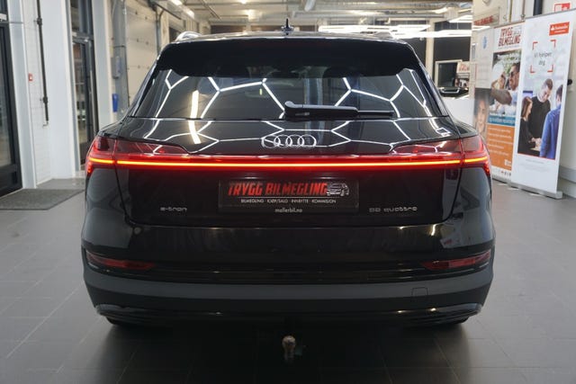 2020 AUDI E-TRON - 11