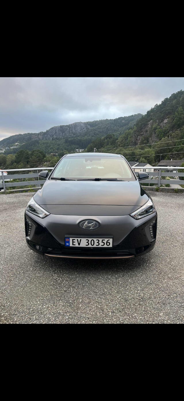 KMHC751HFKU034424 2019 HYUNDAI IONIQ-2
