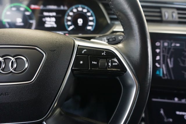 2020 AUDI E-TRON - 21