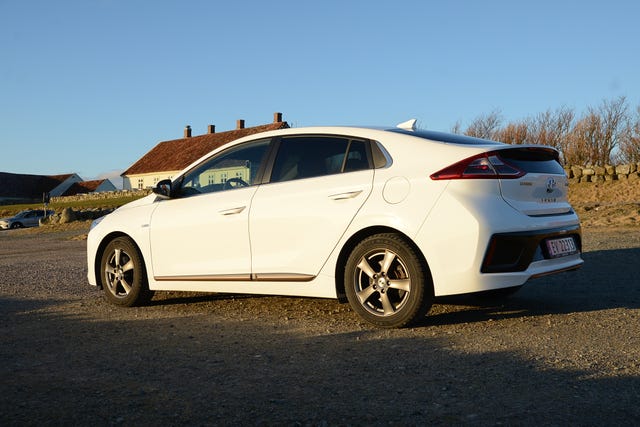 2019 HYUNDAI IONIQ - 9