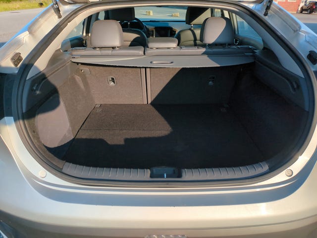2017 HYUNDAI IONIQ - 32
