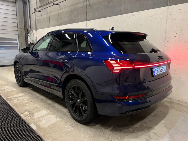 2020 AUDI E-TRON - 24