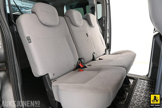 2015 NISSAN E-NV200 - 17